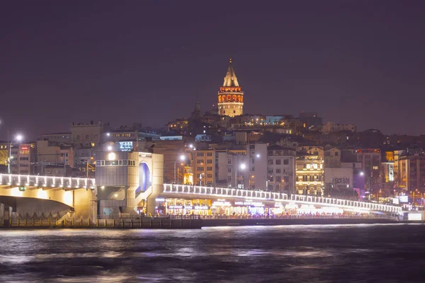 Galata Kulesi, Galata Köprüsü, Karaköy ilçesi ve Golden Horn, İstanbul - Türkiye