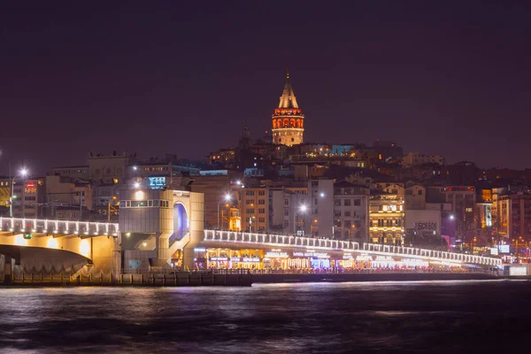 Galata Kulesi, Galata Köprüsü, Karaköy ilçesi ve Golden Horn, İstanbul - Türkiye