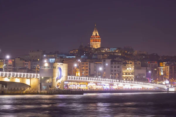 Galata Kulesi, Galata Köprüsü, Karaköy ilçesi ve Golden Horn, İstanbul - Türkiye