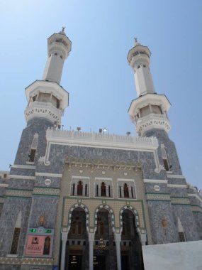 Kabe, Müslümanların kutsal mekanının minareleri ve duvarları. .