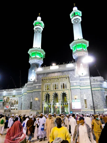 Kaaba Den Heliga Platsen För Muslimer Zamzam Torn Med Minareter — Stockfoto