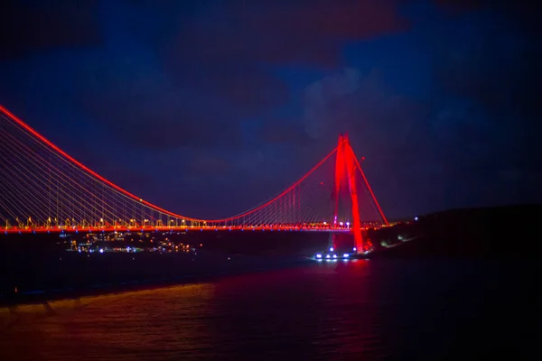 Yavuz Sultan Selim Bridge Istanbul Turkije Avondverlichting Bosporus Brug Nachtzicht — Stockfoto