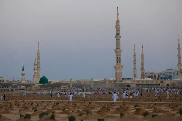 Jannat Baqi 巴齐花园 是位于沙特阿拉伯麦地那的一座坟场 位于先知清真寺的南边 — 图库照片