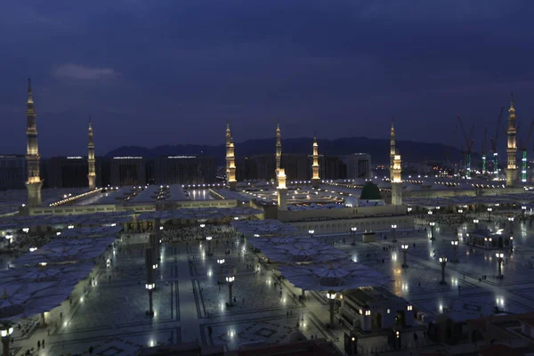 Masjid Nabawi Madinah Munawwarah Reino Arabia Saudita Foto Nocturna Nabawi —  Fotos de Stock