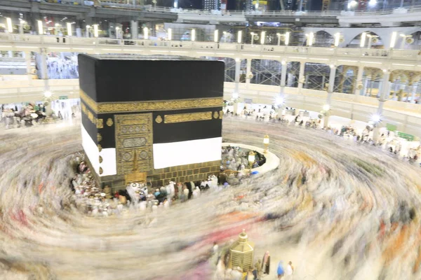 Crowd People Making Tawaf Holy Kaaba Makkah Umra Hajj View — стоковое фото