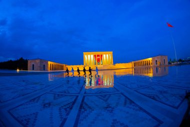 Ankara Türkiye 'de Anitkabir. Anitkabir, Atatürk 'ün mozolesidir. Türkiye Cumhuriyeti 'nin Kurucusu