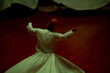 Konya 'da tanımlanamayan Semazen ve Dervishes