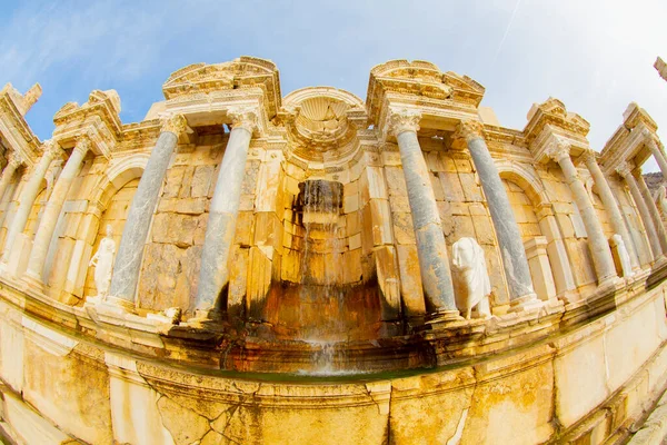 Antoninler Szökőkút Egy Történelmi Szökőkút Található Ősi Város Sagalassos Alasun — Stock Fotó