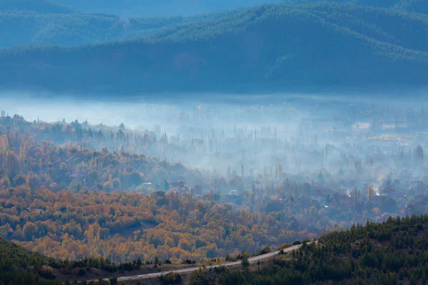 Montagnes Taureau Images Automne Brumeuses — Photo