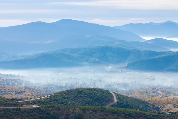 Montagnes Taureau Images Automne Brumeuses — Photo