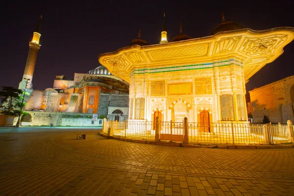 Sultanahmet Meydanı ve Lale Festivali