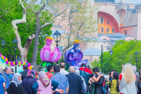 Sultanahmet Meydanı ve Lale Festivali