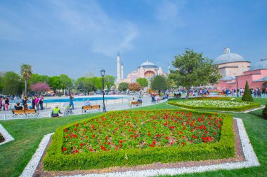 Sultanahmet Meydanı ve Lale Festivali