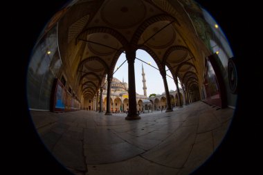 İstanbul 'daki Mavi Cami' nin içi. Türkiye