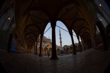 İstanbul 'daki Mavi Cami' nin içi. Türkiye