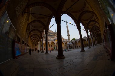 İstanbul 'daki Mavi Cami' nin içi. Türkiye