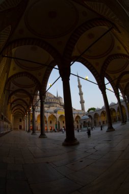 İstanbul 'daki Mavi Cami' nin içi. Türkiye