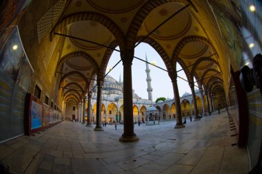 İstanbul 'daki Mavi Cami' nin içi. Türkiye