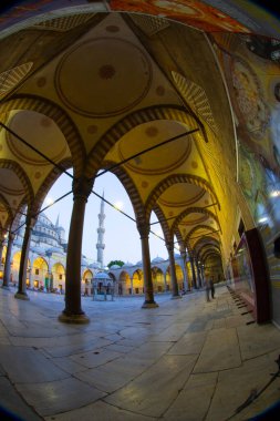 İstanbul 'daki Mavi Cami' nin içi. Türkiye