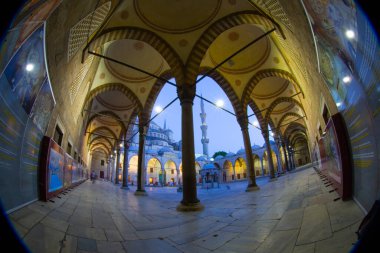 İstanbul 'daki Mavi Cami' nin içi. Türkiye