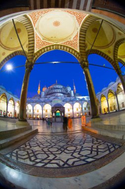 İstanbul 'daki Mavi Cami' nin içi. Türkiye