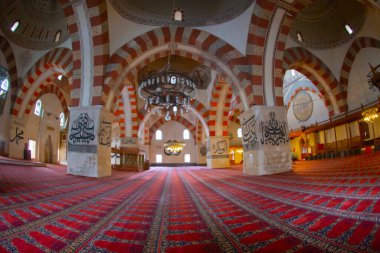 eski cami (Türkçe: eski camii) edirne, Türkiye'de 15 yüzyılın başlarında Osmanlı camidir.