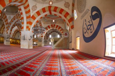 eski cami (Türkçe: eski camii) edirne, Türkiye'de 15 yüzyılın başlarında Osmanlı camidir.