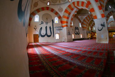 eski cami (Türkçe: eski camii) edirne, Türkiye'de 15 yüzyılın başlarında Osmanlı camidir.