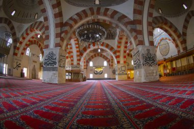 eski cami (Türkçe: eski camii) edirne, Türkiye'de 15 yüzyılın başlarında Osmanlı camidir.