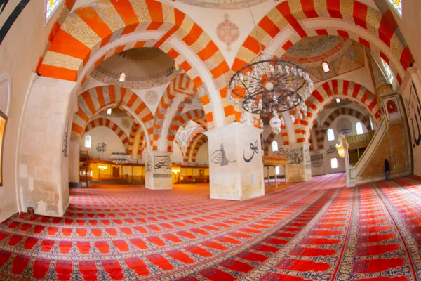 eski cami (Türkçe: eski camii) edirne, Türkiye'de 15 yüzyılın başlarında Osmanlı camidir.