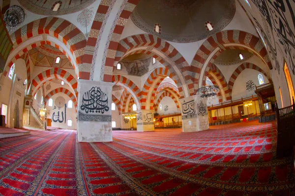 eski cami (Türkçe: eski camii) edirne, Türkiye'de 15 yüzyılın başlarında Osmanlı camidir.