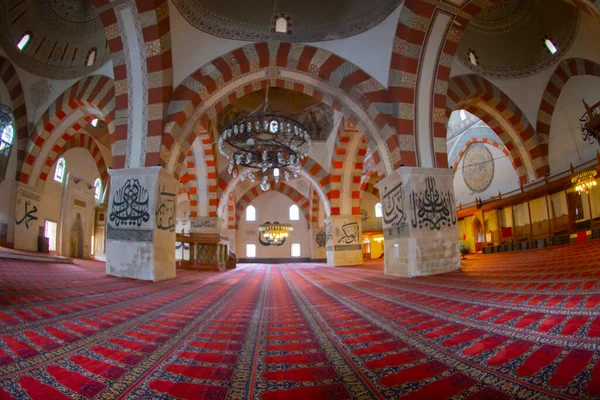 eski cami (Türkçe: eski camii) edirne, Türkiye'de 15 yüzyılın başlarında Osmanlı camidir.