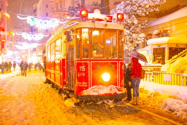 Galata Kulesi Taksim Meydanı Kış Manzarası — Stok fotoğraf