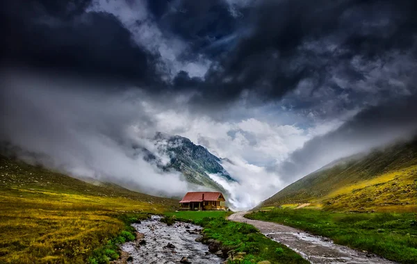 大卡卡山脉最美丽的图像 独特而完美的风景 — 图库照片
