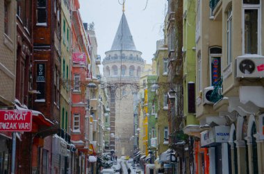 Kışın Galata Kulesi