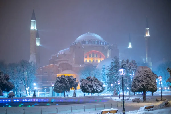 Noite Vista Neve Hagia Sophia Seus Arredores — Fotografia de Stock