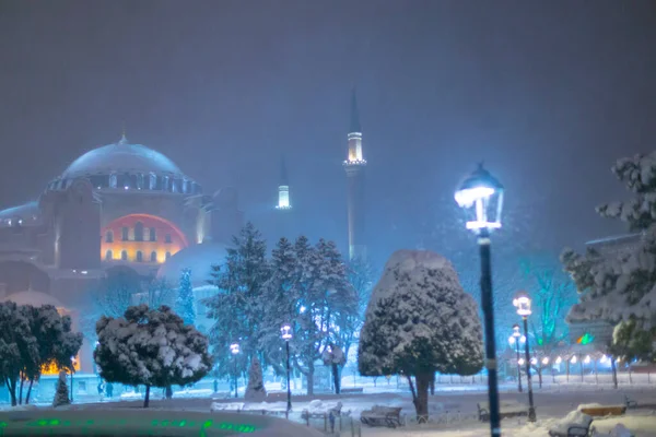 Noite Vista Neve Hagia Sophia Seus Arredores — Fotografia de Stock