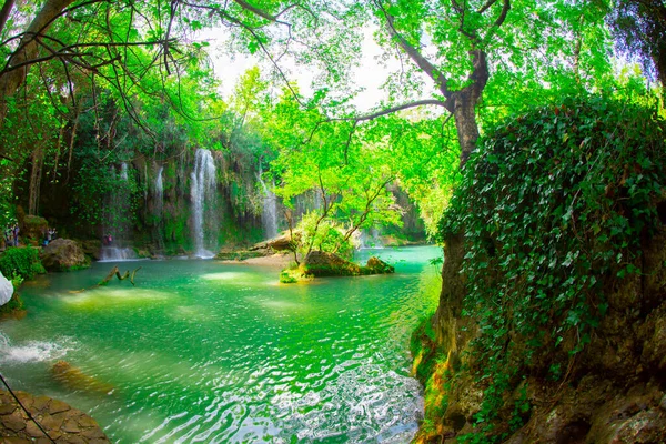 Una Foto Mirando Través Los Tres Cascada Tranquila Kursunlu Antalya —  Fotos de Stock