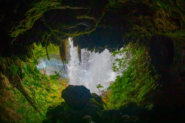 Cascata Duden Antalya Turchia Estate Natura Selvaggia Con Alberi Verdi — Foto Stock