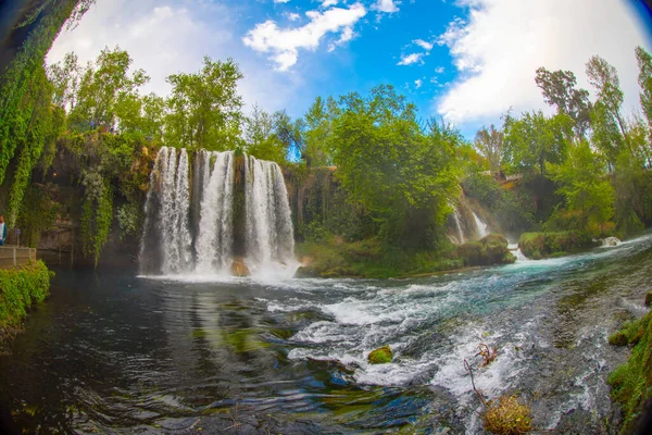 Duden Vattenfall Antalya Turkiet Sommar Vild Natur Med Gröna Träd — Stockfoto
