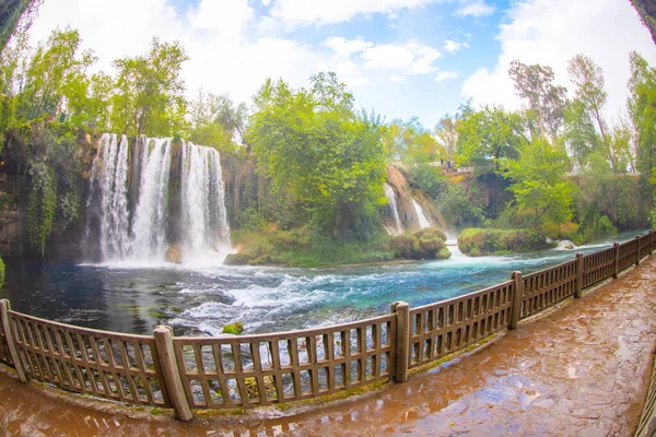 Дуденский Водопад Анталья Турция Летом Дикая Природа Зелеными Деревьями Панорамный — стоковое фото