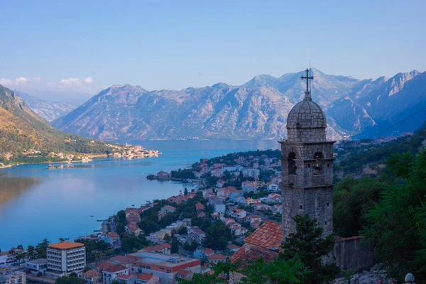 Casco Antiguo Kotor Bahía Kotor Del Mar Adriático Montañas Balcánicas —  Fotos de Stock