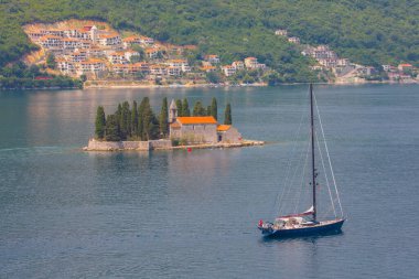 Lady of the Rocks Kilisesi ve Saint George Adası, Kotor Körfezi Perast, Karadağ