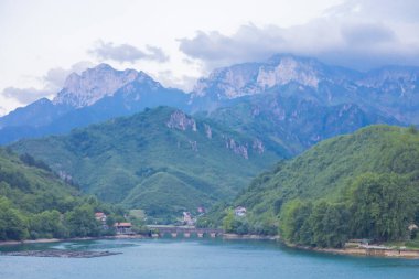 Sutjeska Ulusal Parkı, mükemmel turist merkezi, Bosna-Hersek 'in en eski parklarından biri
