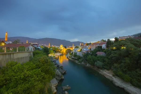 Μόσταρ Βοσνία Ερζεγοβίνη Παλιά Γέφυρα Στάρι Μοστ Τον Σμαραγδένιο Ποταμό — Φωτογραφία Αρχείου