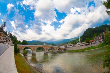 Eski taş köprü Visegrad Drina nehirde'de görev Mehmed Paşa Sokolovic, 1571 ve 1577 arasında Mimar Sinan, Bosna-Hersek tarafından inşa.