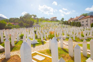 Bosna Savaşı mağdurlarına adanmış Müslüman mezarlığı, Saraybosna ve Bosna-Hersek 'te.