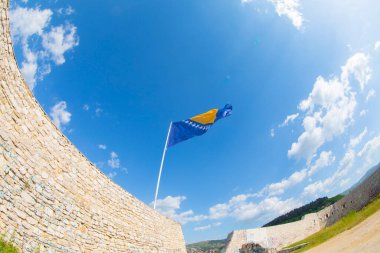 Saraybosna Kalesi ve şehir görüşü