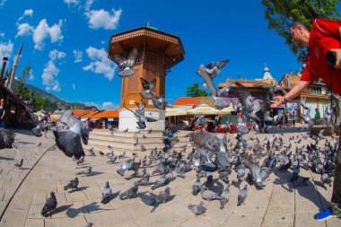 Sebilj ahşap çeşme eski şehir Saraybosna, Bosna Hersek sermaye şehir Bascarsija'da kare