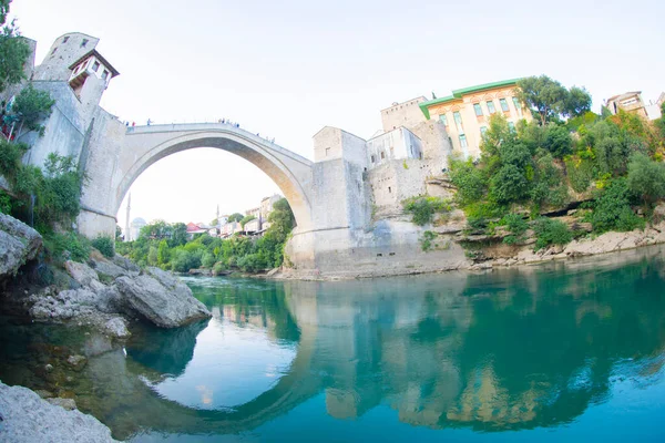 Storico Stari Maggior Parte Del Ponte Sul Fiume Neretva Nella — Foto Stock